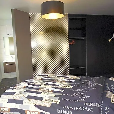 Les 4 Vins Couette-café 3*