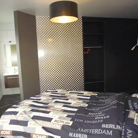 Les 4 Vins Bed & Breakfast *